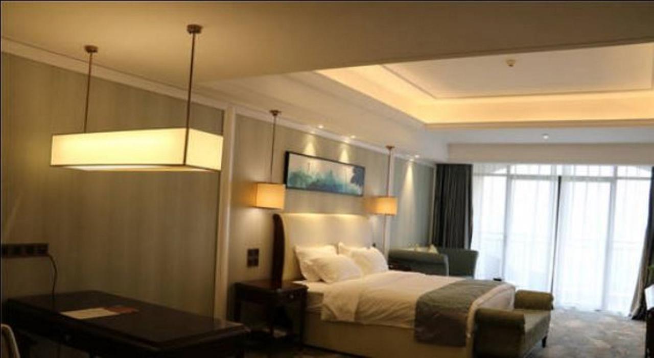 Jinqian Jiahua International Hotel Chishui  Zewnętrze zdjęcie