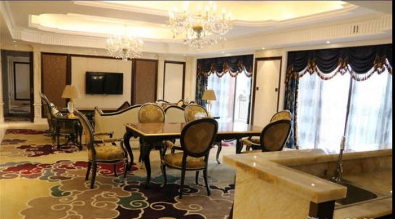 Jinqian Jiahua International Hotel Chishui  Zewnętrze zdjęcie
