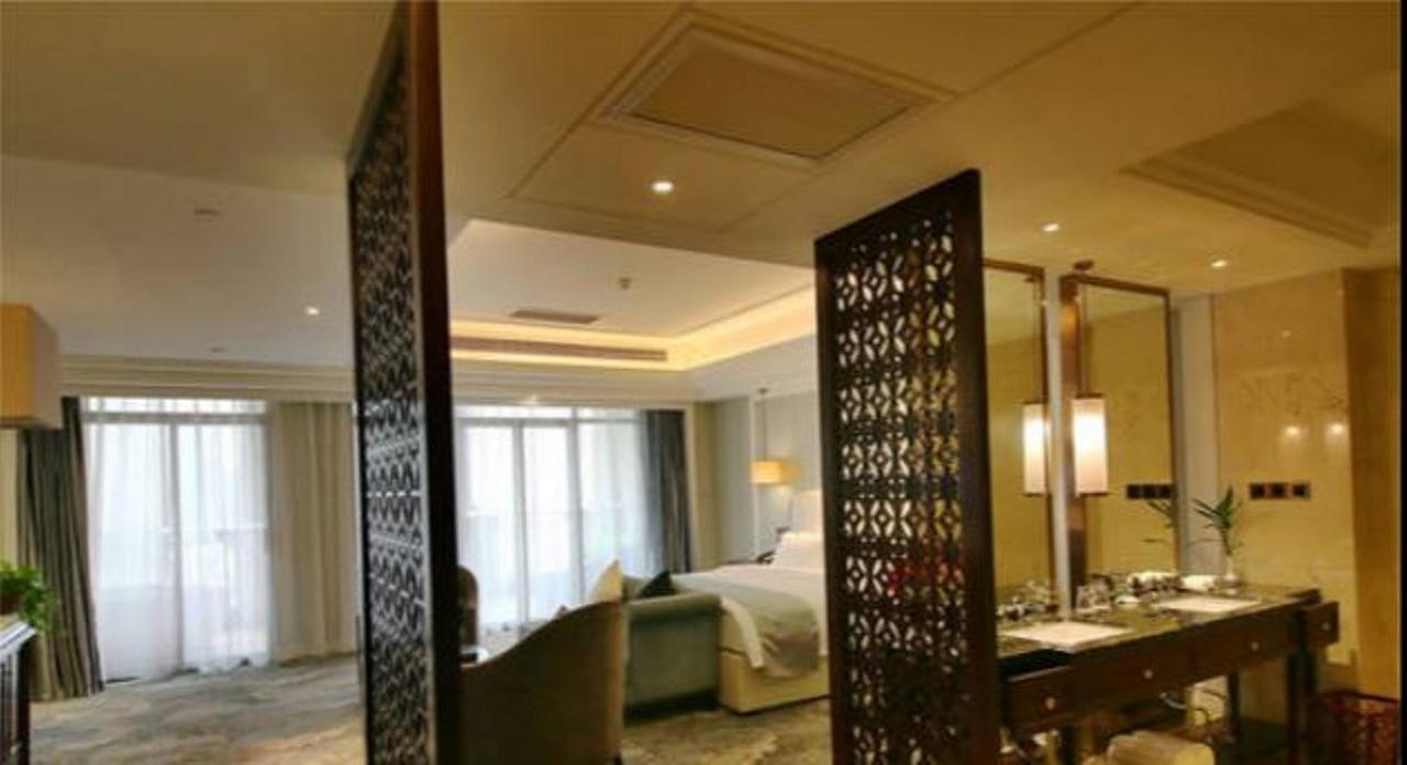 Jinqian Jiahua International Hotel Chishui  Zewnętrze zdjęcie