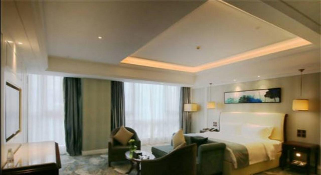 Jinqian Jiahua International Hotel Chishui  Zewnętrze zdjęcie